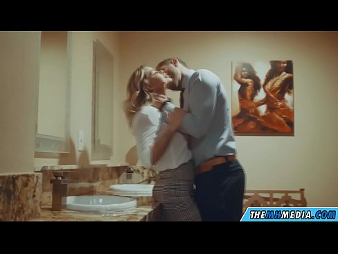 ❤️ Keď vás prsnatá blondínka zvádza na verejných toaletách ️ Sex video na nás sk.redgast4asset.ru ❤
